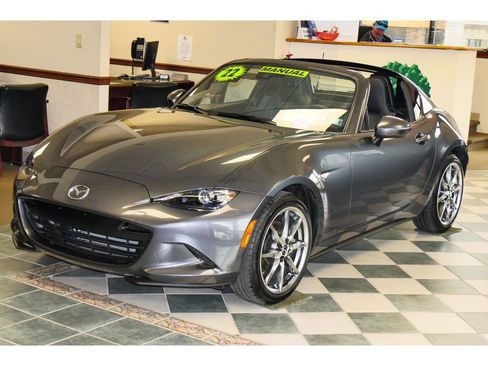 Used 2022 MAZDA MX-5 Miata RF Grand Touring w/ Weather Package image 9