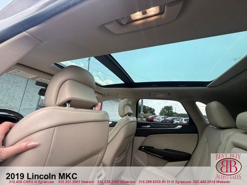 Used 2019 Lincoln MKC Reserve w/ MKC Climate Package AWD/4WD image 11