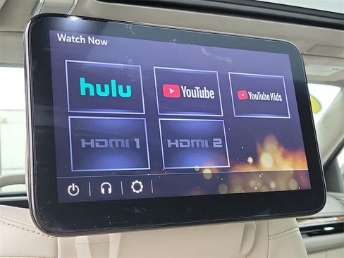 Certified 2022 Cadillac Escalade Premium Luxury Platinum image 18