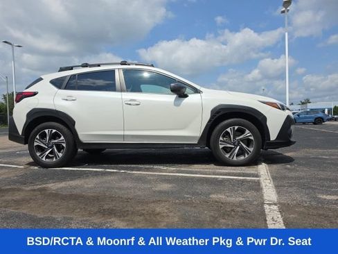 Used 2024 Subaru Crosstrek 2.0i Premium AWD/4WD image 2