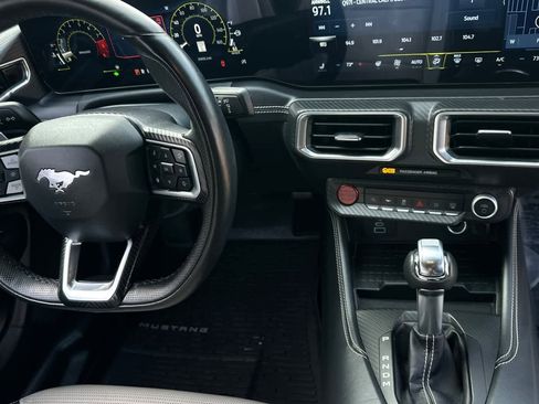 Used 2024 Ford Mustang GT Premium image 15