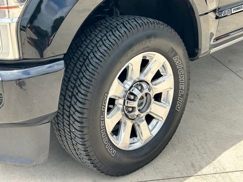Used 2022 Ford F250 Platinum AWD/4WD image 9