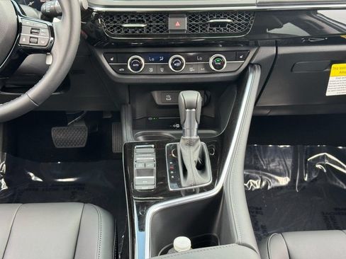 Certified 2026 Acura ADX FWD image 17