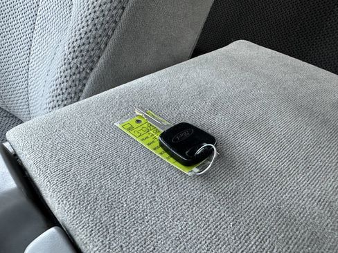 Used 2000 Ford F150 XLT image 26