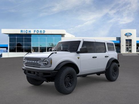 New 2026 Ford Bronco Badlands AWD/4WD image 1