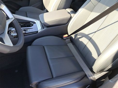 New 2025 Audi Q5 Premium Plus image 18