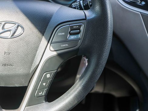 Used 2017 Hyundai Santa Fe Sport FWD image 28