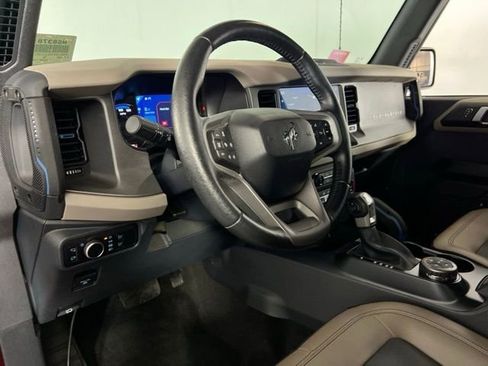 Used 2024 Ford Bronco Wildtrak image 25