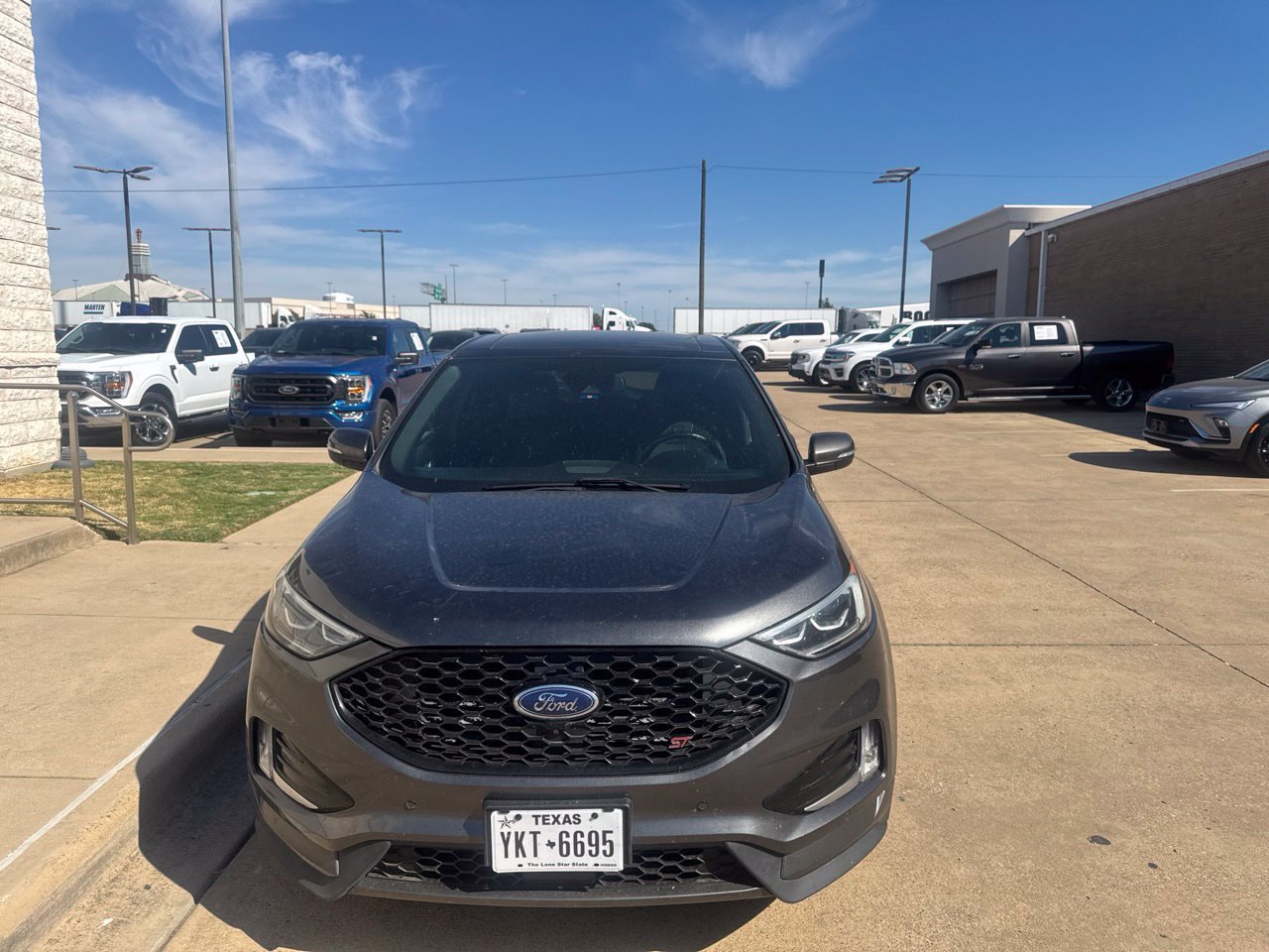 Used 2020 Ford Edge ST w/ Equipment Group 401A AWD/4WD image 2