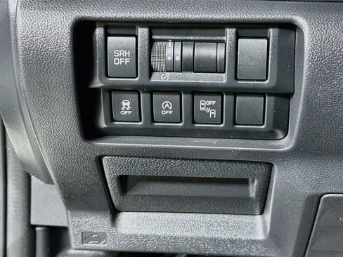 Certified 2023 Subaru Crosstrek 2.5i Limited AWD/4WD image 10