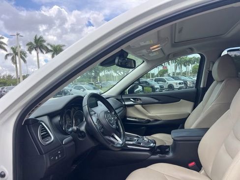 Used 2018 MAZDA CX-9 Touring w/ Touring Premium Package FWD image 15