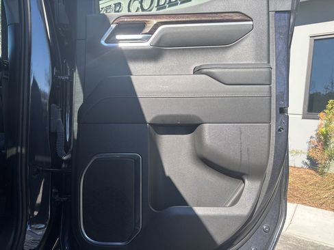 Used 2024 GMC Sierra 1500 Elevation image 19