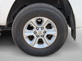 Used 2022 Toyota 4Runner SR5 video 3