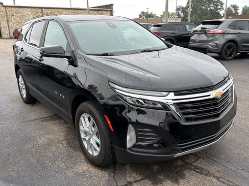 Used 2024 Chevrolet Equinox LT FWD image 1