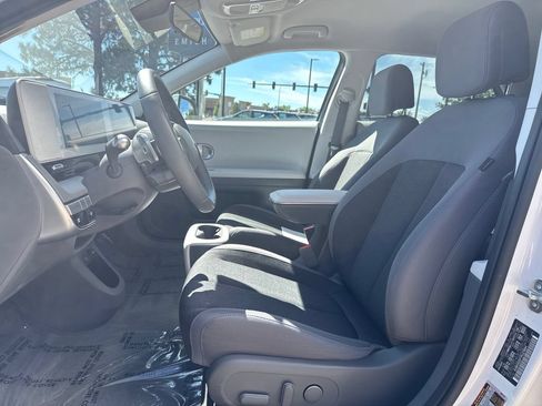 Used 2024 Hyundai Ioniq 5 SE AWD/4WD image 9