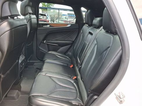 Used 2019 Lincoln MKC Reserve w/ MKC Climate Package AWD/4WD image 10