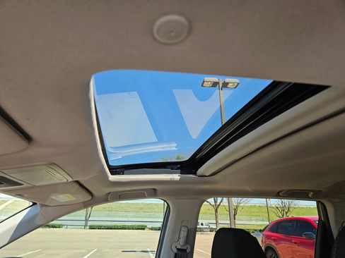 Certified 2024 Honda CR-V EX image 18