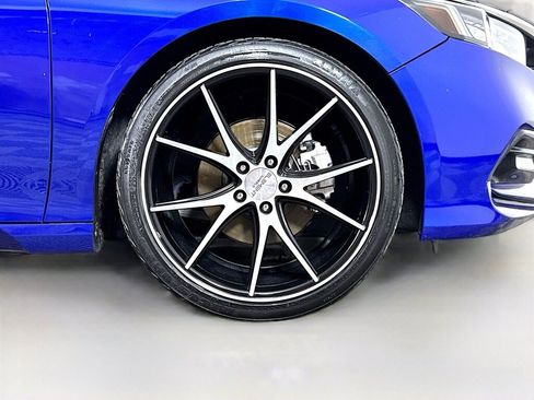 Used 2018 Honda Accord Sport image 43