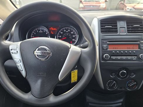 Used 2015 Nissan Versa Note S image 15