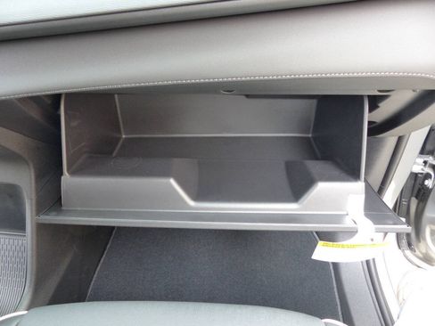 Used 2026 Buick Enclave Preferred w/ LPO, Floor Liner Package FWD image 55