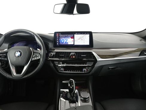 Used 2023 BMW 540i w/ Premium Package RWD image 7