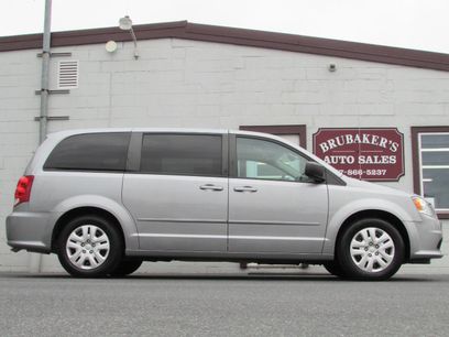 Used 2017 Dodge Grand Caravan SE w/ Power Window Group