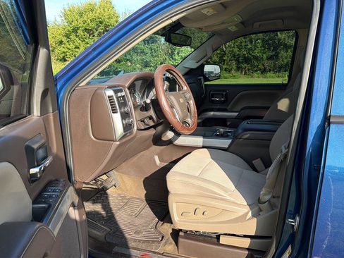 Used 2015 Chevrolet Silverado 1500 LT w/ All Star Edition AWD/4WD image 7