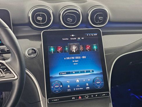 Used 2022 Mercedes-Benz C 300 Sedan image 25