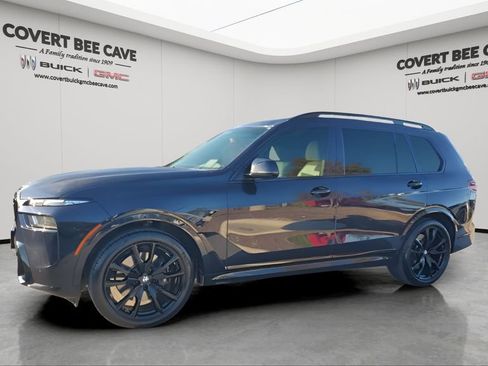 Used 2023 BMW X7 M60i w/ Executive Package image 4