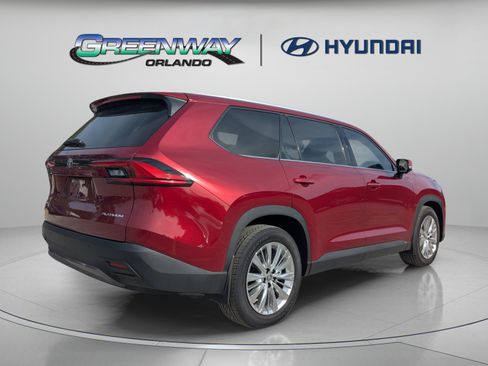Used 2024 Toyota Grand Highlander AWD image 9