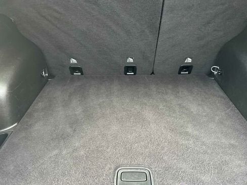 Used 2024 Jeep Compass Latitude image 12