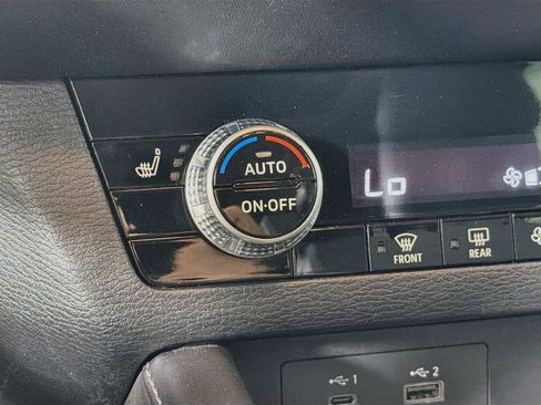 Used 2022 Mitsubishi Outlander SE AWD/4WD image 24