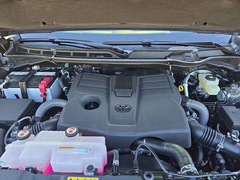 New 2026 Toyota Tundra Platinum image 30