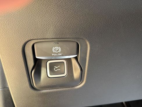 New 2026 Jeep Cherokee Limited AWD/4WD image 15