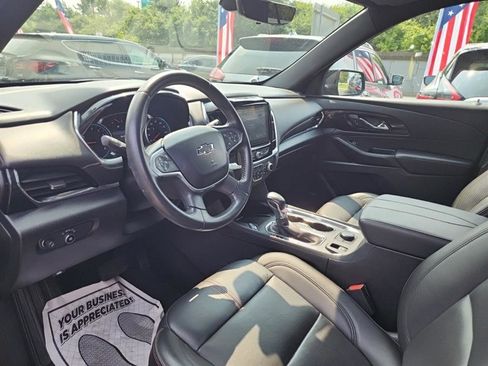 Used 2022 Chevrolet Traverse RS w/ LPO, Floor Liner Package AWD/4WD image 14
