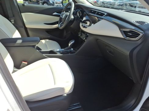 Used 2023 Buick Encore GX Select FWD image 28