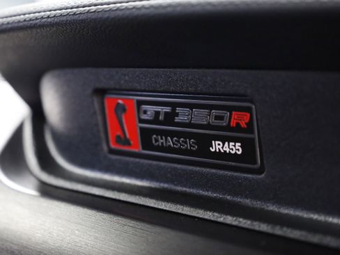 Used 2018 Ford Mustang Shelby GT350R w/ GT350R Equipment Group 920A image 36