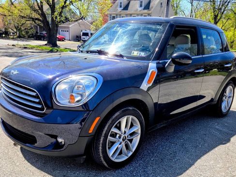 Used 2014 MINI Cooper Countryman FWD image 1