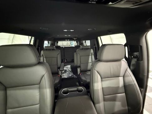New 2026 Chevrolet Suburban LT w/ Comfort Package image 33