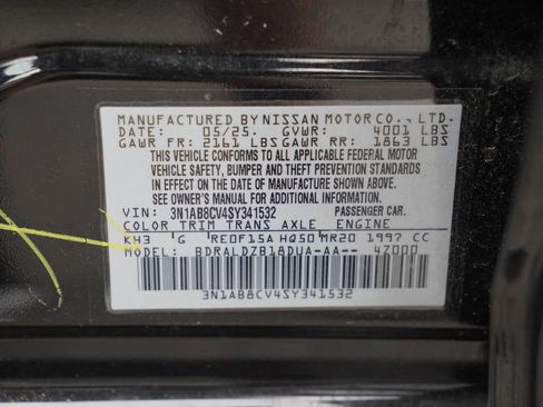 Used 2025 Nissan Sentra SV w/ Trunk Package FWD image 28