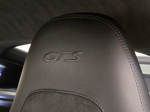Used 2018 Porsche 718 Cayman GTS RWD image 30