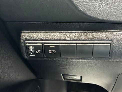 Used 2024 Toyota Corolla LE AWD/4WD image 13
