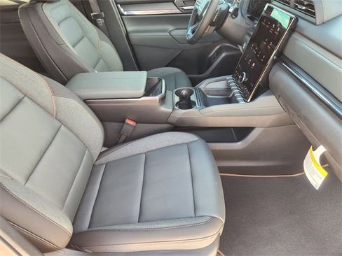 New 2026 GMC Terrain AT4 w/ Convenience Package III image 11