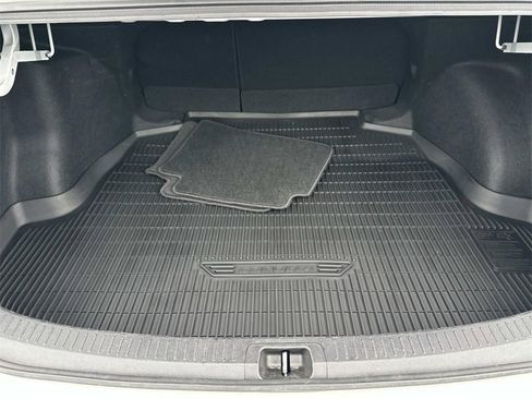 Certified 2023 Toyota Corolla LE image 10