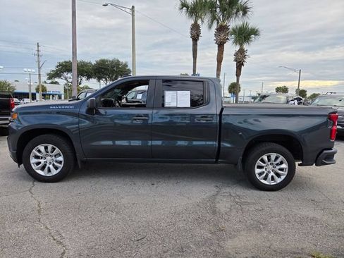Used 2019 Chevrolet Silverado 1500 Custom w/ Custom Value Package RWD image 4