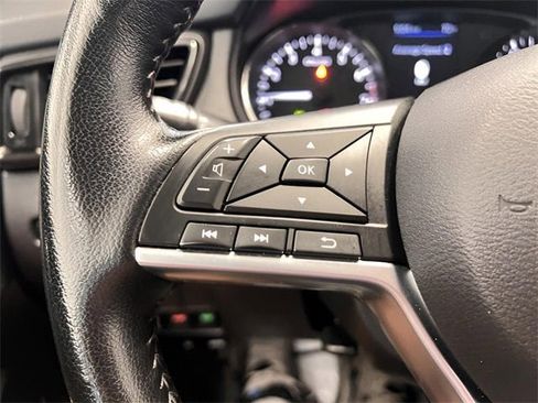 Used 2022 Nissan Rogue Sport SV w/ Technology Package image 23
