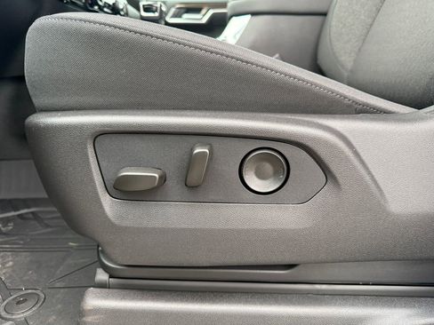 New 2026 Chevrolet Silverado 1500 RST w/ Dark Appearance Package image 23