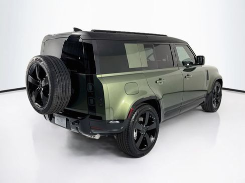 New 2026 Land Rover Defender 110 X-Dynamic SE AWD/4WD image 5