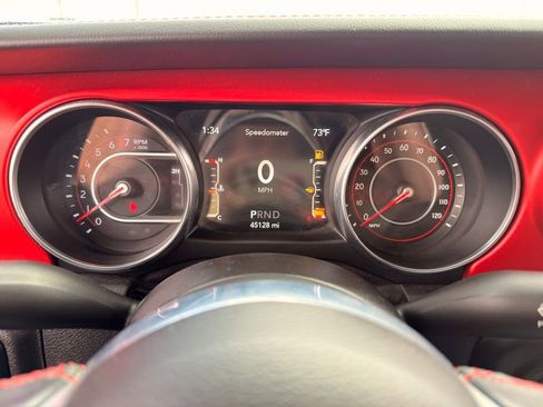 Used 2020 Jeep Gladiator Rubicon w/ Advanced Safety Group image 41