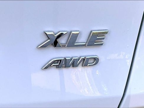 Certified 2025 Toyota RAV4 XLE AWD/4WD image 10